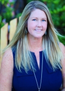 This is a photo of MARCI HAMILTON. This professional services TAMPA, FL homes for sale in 33606 and the surrounding areas.